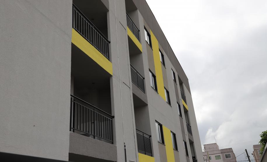Com recursos do Casa Fácil, novo residencial com 24 apartamentos é entregue em Pinhais