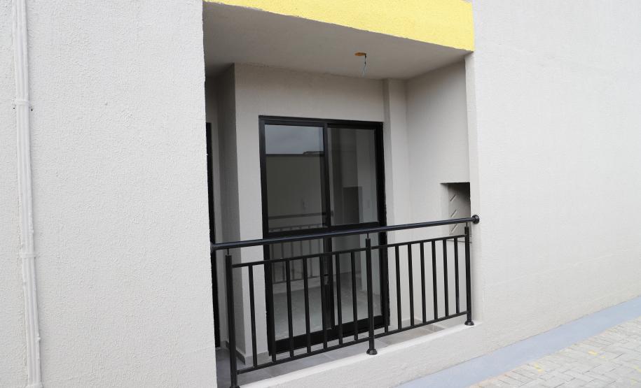 Com recursos do Casa Fácil, novo residencial com 24 apartamentos é entregue em Pinhais