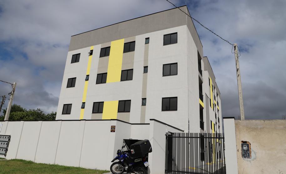 Com recursos do Casa Fácil, novo residencial com 24 apartamentos é entregue em Pinhais