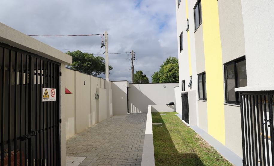 Com recursos do Casa Fácil, novo residencial com 24 apartamentos é entregue em Pinhais