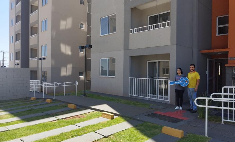 Estado investe R$ 2,5 milhões e entrega residencial com 160 apartamentos em Apucarana