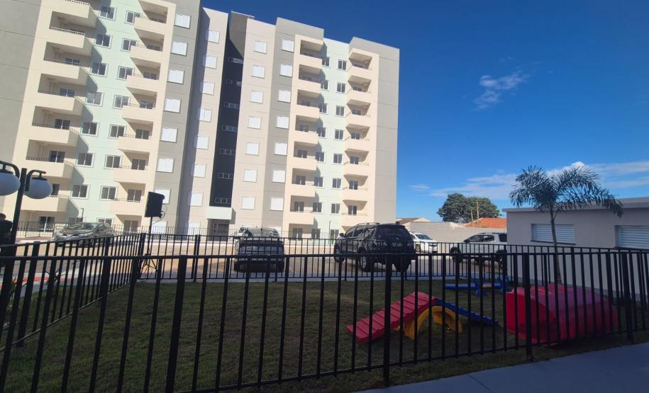 Com investimento de R$ 4,7 milhões do Casa Fácil, Cohapar entrega 256 apartamentos em Maringá