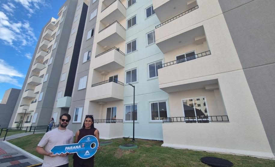 Com investimento de R$ 4,7 milhões do Casa Fácil, Cohapar entrega 256 apartamentos em Maringá