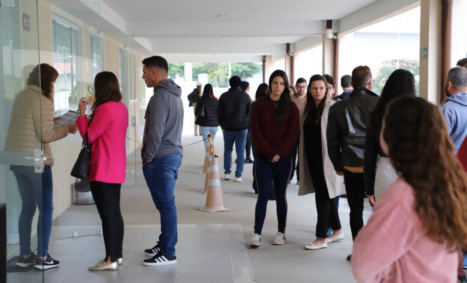 Com recursos do Estado, Cohapar entrega primeira etapa de novo empreendimento na capital