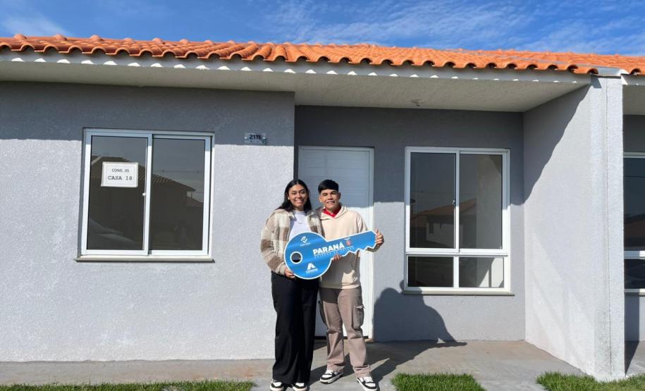 Aporte estadual de R$ 2,4 milhões garante entrega de 120 casas a famílias de Campo Mourão