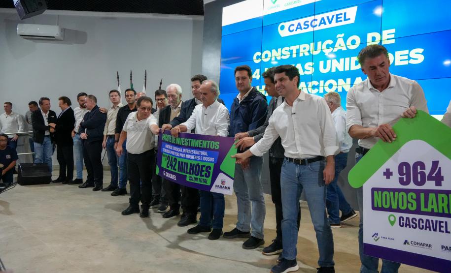 Governador autoriza 964 moradias e R$ 242 milhões em investimentos para Cascavel