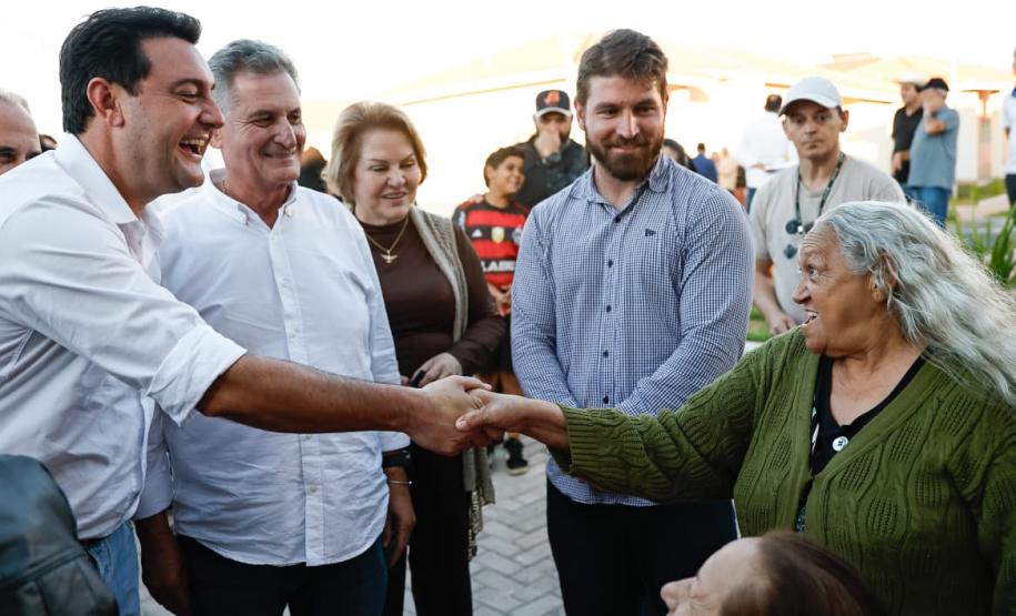 Governador destaca atendimento à terceira idade em visita ao Condomínio do Idoso de Cascavel