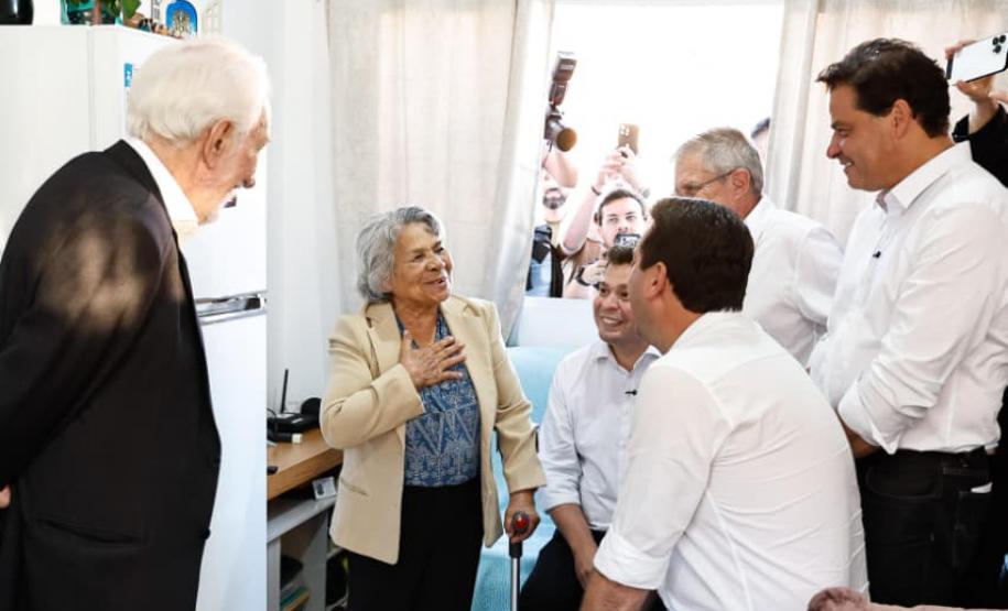 Governador destaca atendimento à terceira idade em visita ao Condomínio do Idoso de Cascavel