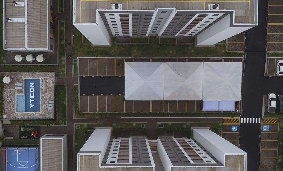 Ratinho Junior inaugura residencial com 320 unidades em Londrina, no Norte do Estado