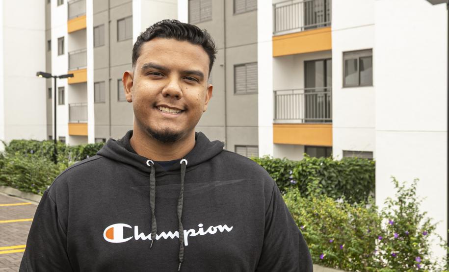 Ratinho Junior inaugura residencial com 320 unidades em Londrina, no Norte do Estado