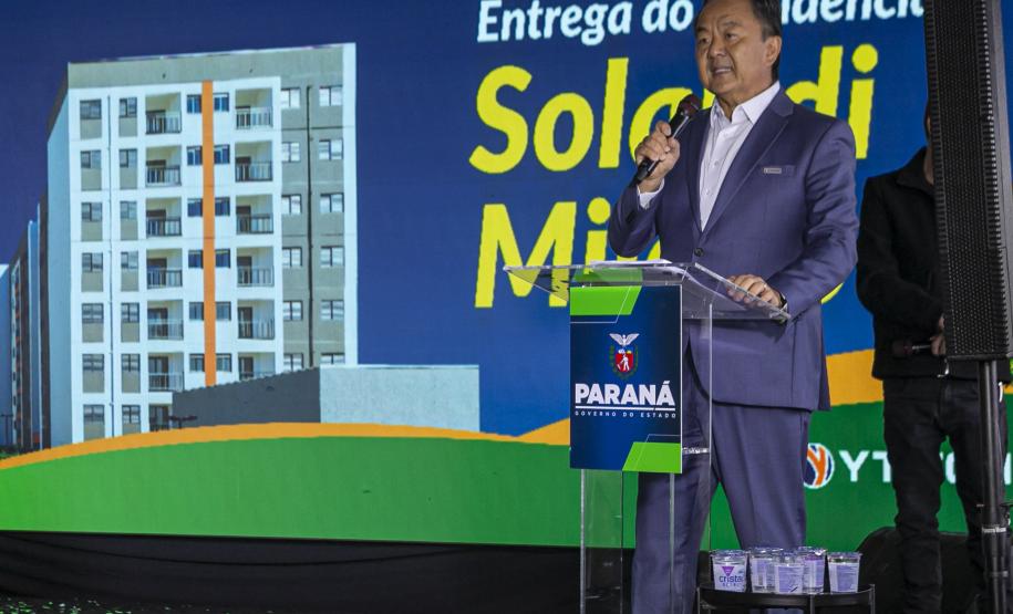 Ratinho Junior inaugura residencial com 320 unidades em Londrina, no Norte do Estado
