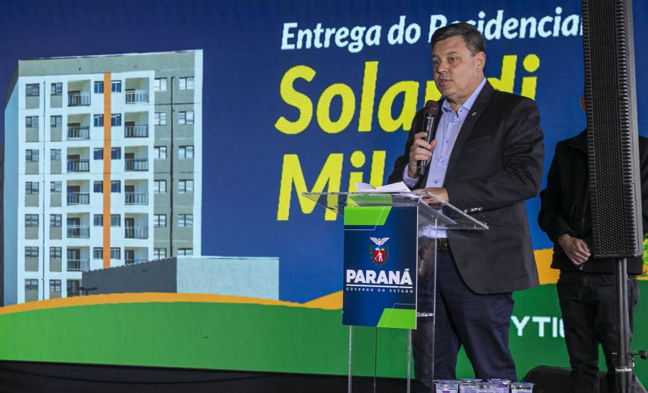 Ratinho Junior inaugura residencial com 320 unidades em Londrina, no Norte do Estado