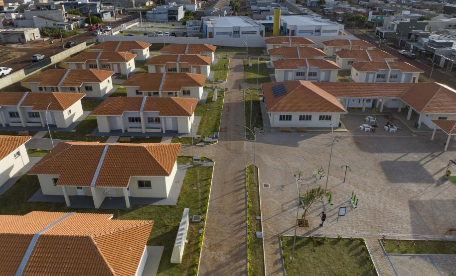Com piscina e aluguel acessível, 9º Condomínio do Idoso é inaugurado em Cascavel
