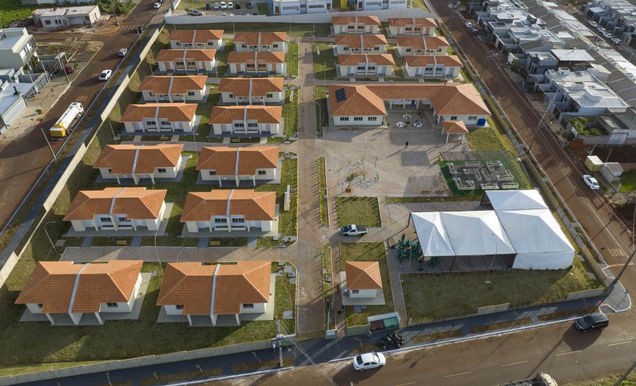 Com piscina e aluguel acessível, 9º Condomínio do Idoso é inaugurado em Cascavel