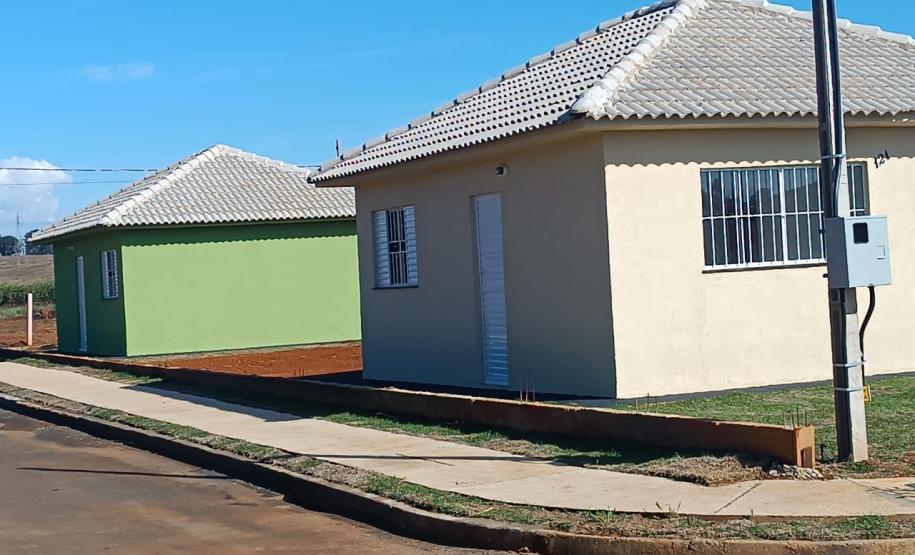 Em Siqueira Campos, nova etapa do Residencial Valle da Fartura é entregue com recursos do Estado