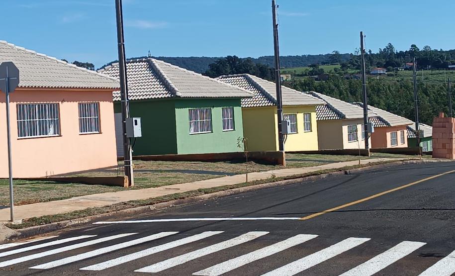Em Siqueira Campos, nova etapa do Residencial Valle da Fartura é entregue com recursos do Estado