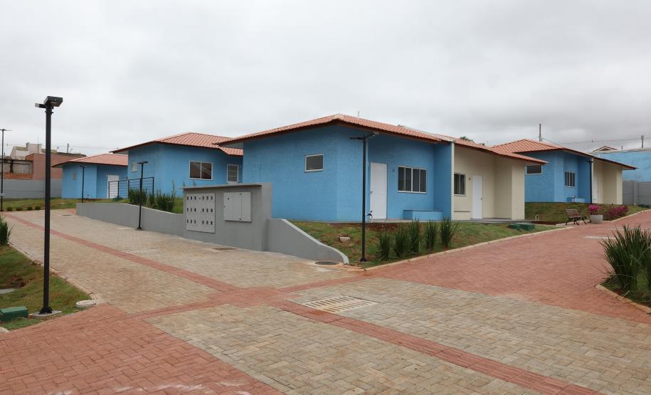 Estado inaugura 10º Condomínio do Idoso em São Miguel do Iguaçu, com 40 casas adaptadas