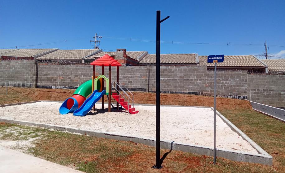 Com apoio de recursos do Estado, 178 novos imóveis são entregues em Ponta Grossa e São José dos Pinhais