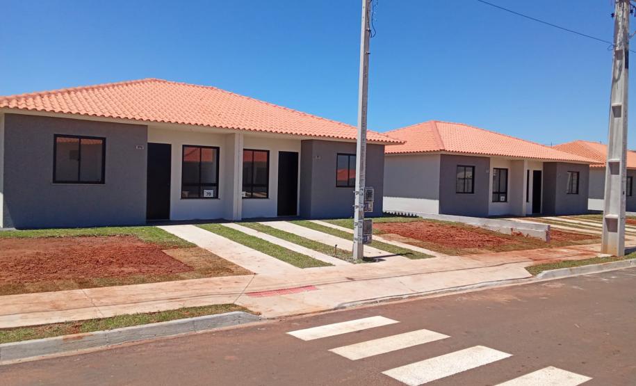 Com apoio de recursos do Estado, 178 novos imóveis são entregues em Ponta Grossa e São José dos Pinhais