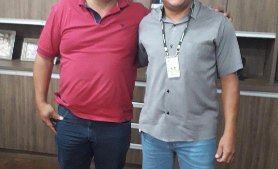 Prefeitura de Mandaguaçu retoma cadastros para projetos habitacionais Técnicos da Cohapar e da Prefeitura de Mandaguaçu iniciam na próxima semana uma campanha para atualização das famílias cadastradas no sistema do órgão estadual no município, na região Noroeste do Paraná. O objetivo é expandir a lista de inscritos da companhia, que atualmente conta com 308 famílias, para subsidiar a elaboração de novos projetos habitacionais.