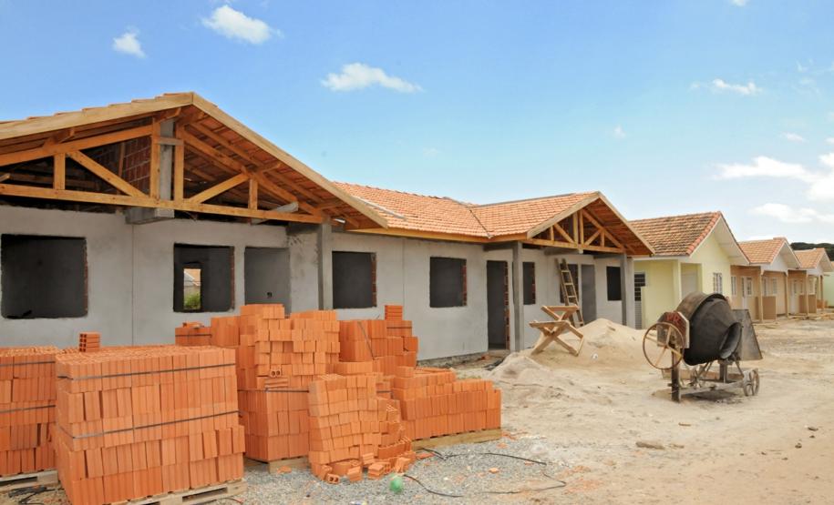 O Plenário da Câmara dos Deputados aprovou nesta quarta-feira (10) o Projeto de Lei 888/19, do deputado federal Marcelo Ramos, do Amazonas, que prorroga regime especial de tributação para construtoras do programa Minha Casa, Minha Vida. A matéria será votada ainda pelo Senado.