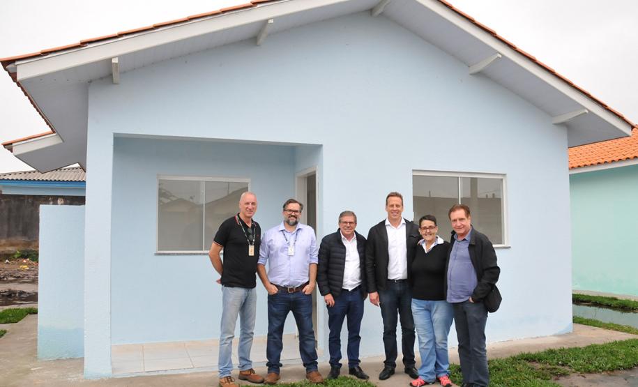 Casas foram financiadas com recursos do Governo do Estado pela Cohapar e fazem parte do plano de retomada da carteira imobiliária da empresa.