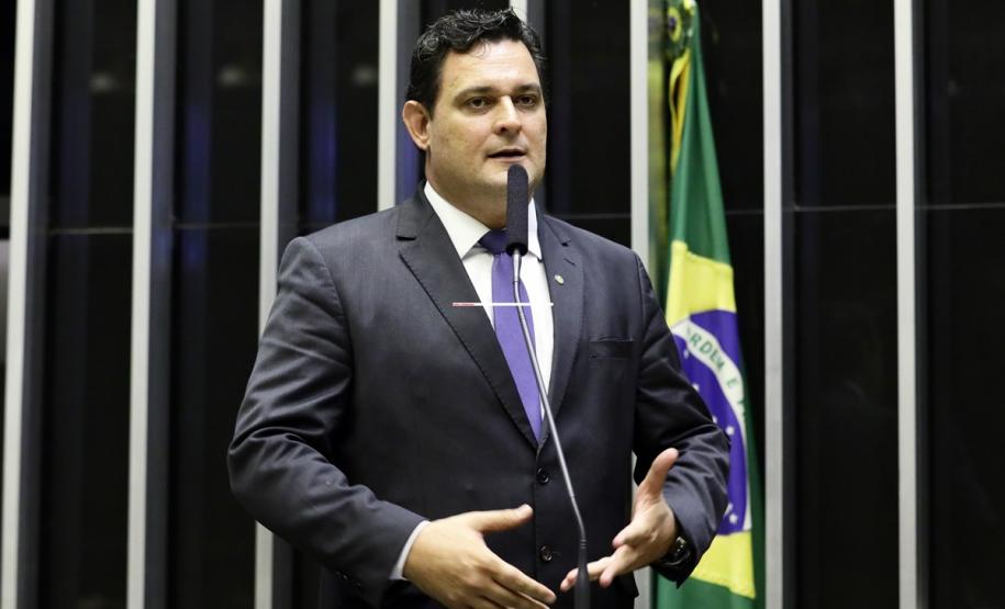 A Comissão de Constituição e Justiça e de Cidadania da Câmara dos Deputados aprovou, nesta quarta-feira (26), proposta que, para enquadramento dos interessados no programa Minha Casa Minha Vida, exclui do cálculo da renda familiar os benefícios da Previdência Social relativos à aposentadoria por invalidez, ao auxílio-doença e ao auxílio-acidente.