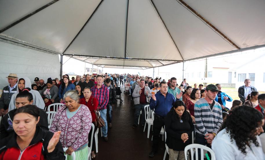 Entrega de moradias para 100 famílias de Marechal Cândido Rondon, no Oeste do Paraná, nesta segunda-feira (15). Marechal Cândido Rondon, 15/07/2019 -  Foto: Geraldo Bubniak/ANPr