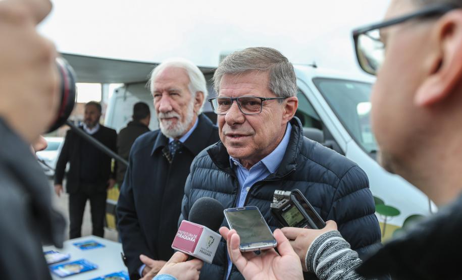 Piraquara ganhou nesta sexta-feira (19) o segundo Centro Municipal de Atendimento Educacional Especializado (CMAEE). O governador em exercício Darci Piana participou da inauguração do CMAEE Gustavo Maier, no bairro Guarituba, que é voltado para crianças portadoras de necessidades especiais.