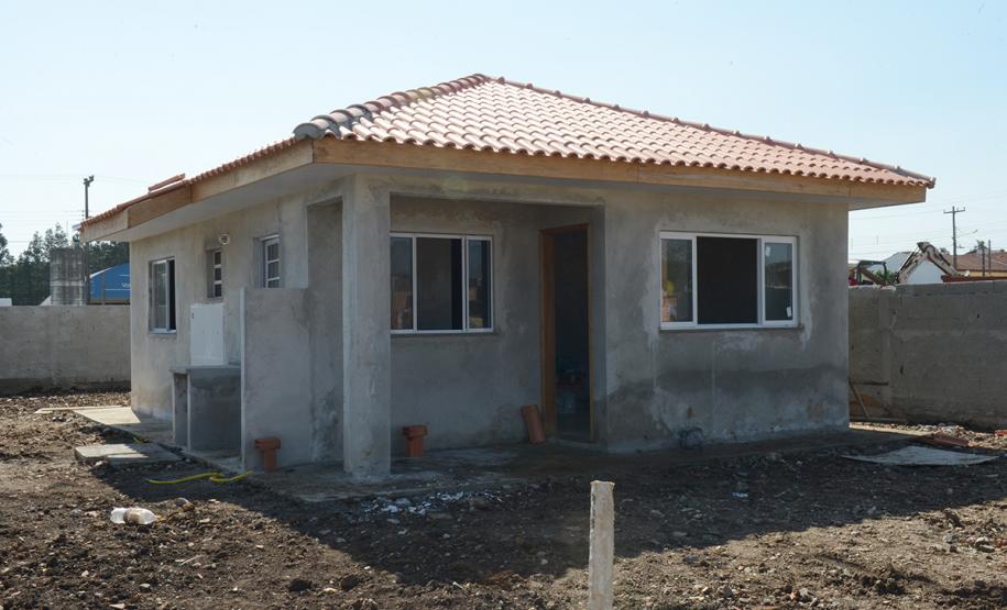 A Cohapar iniciou a venda de 47 novas moradias populares em Piraquara. As unidades fazem parte do Residencial Parque das Águas, que está com 26% do cronograma de obras concluído e deverá ser entregue aos futuros moradores no primeiro semestre de 2020.