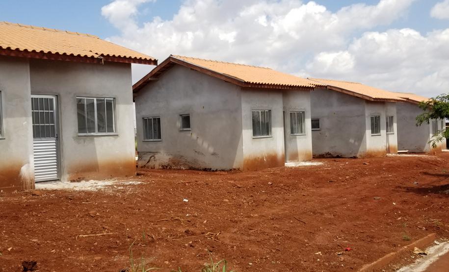 Palotina
Em apenas uma semana, técnicos da Cohapar de Curitiba visitaram as obras de construção de casas populares em 22 municípios do estado. A iniciativa faz parte de um novo modelo de gestão da companhia que visa garantir a qualidade das construções e a celeridade na execução dos trabalhos nos mais diferentes projetos em que a empresa possui participação.