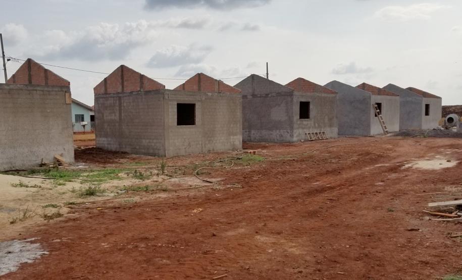 São José das Palmeiras
Em apenas uma semana, técnicos da Cohapar de Curitiba visitaram as obras de construção de casas populares em 22 municípios do estado. A iniciativa faz parte de um novo modelo de gestão da companhia que visa garantir a qualidade das construções e a celeridade na execução dos trabalhos nos mais diferentes projetos em que a empresa possui participação.