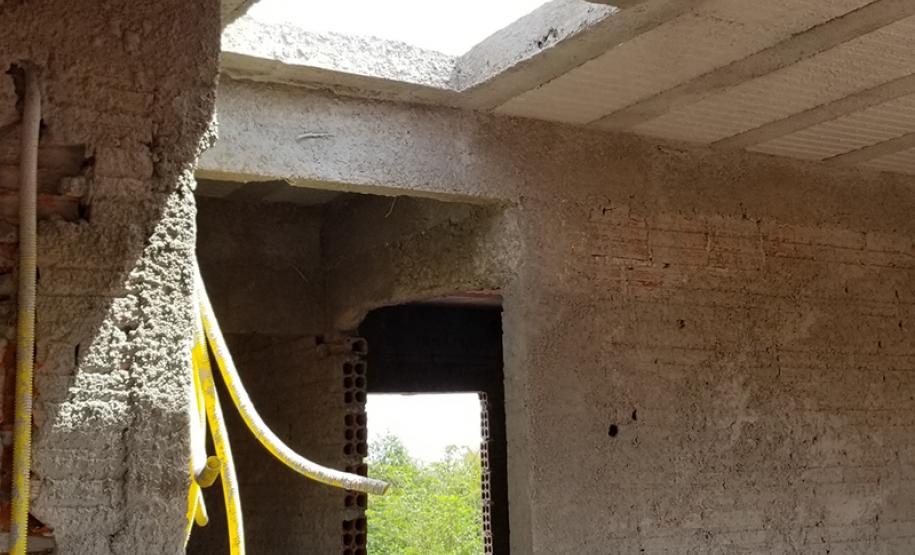 Terra Roxa
Em apenas uma semana, técnicos da Cohapar de Curitiba visitaram as obras de construção de casas populares em 22 municípios do estado. A iniciativa faz parte de um novo modelo de gestão da companhia que visa garantir a qualidade das construções e a celeridade na execução dos trabalhos nos mais diferentes projetos em que a empresa possui participação.