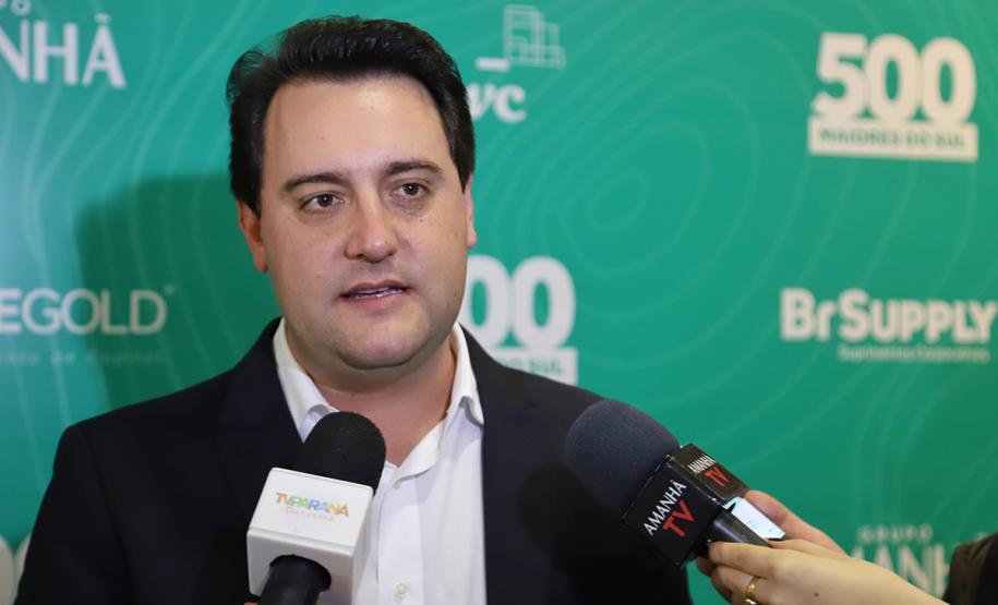 Entre as 50 maiores empresas do Paraná, Cohapar traça planos para continuar crescendo A Cohapar foi premiada nesta quinta-feira (7) como uma das maiores empresas do Paraná e do Sul do Brasil. A premiação foi dada pelo grupo Amanhã, que anualmente estabelece o ranking das 500 maiores empresas da região sul com base em indicadores econômicos como patrimônio, capital de giro e capacidade de endividamento.